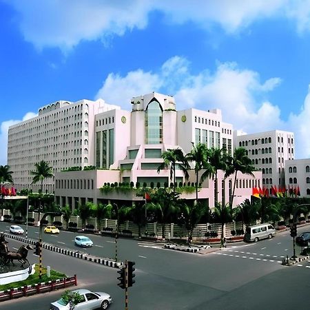 Hotel Ruposhi Bangla ダッカ エクステリア 写真